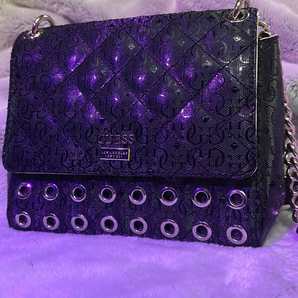 Guess purse